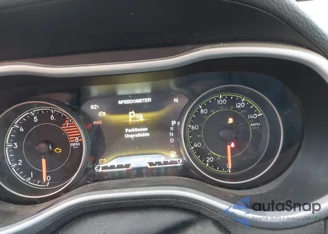 2016 Jeep Cherokee Trailhawk z USA, uszkodzony, nr VIN 1C4PJMBS2GW172619